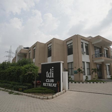 Отель Tdi Club Retreat Sector-110 Mohali Экстерьер фото