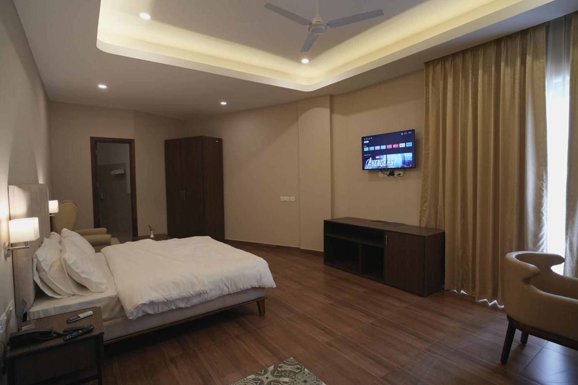 Отель Tdi Club Retreat Sector-110 Mohali Экстерьер фото